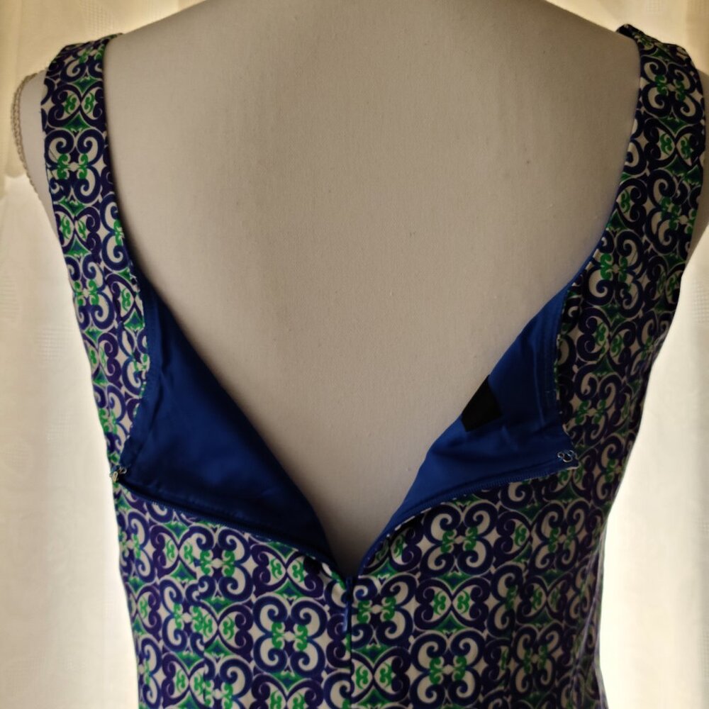 NINE WEST MIDI - SLEEVELESS--FIT& FLARE-DRESS SZ 8 ''BLUE COMBO'' GEO PRINT - Picture 6 of 15